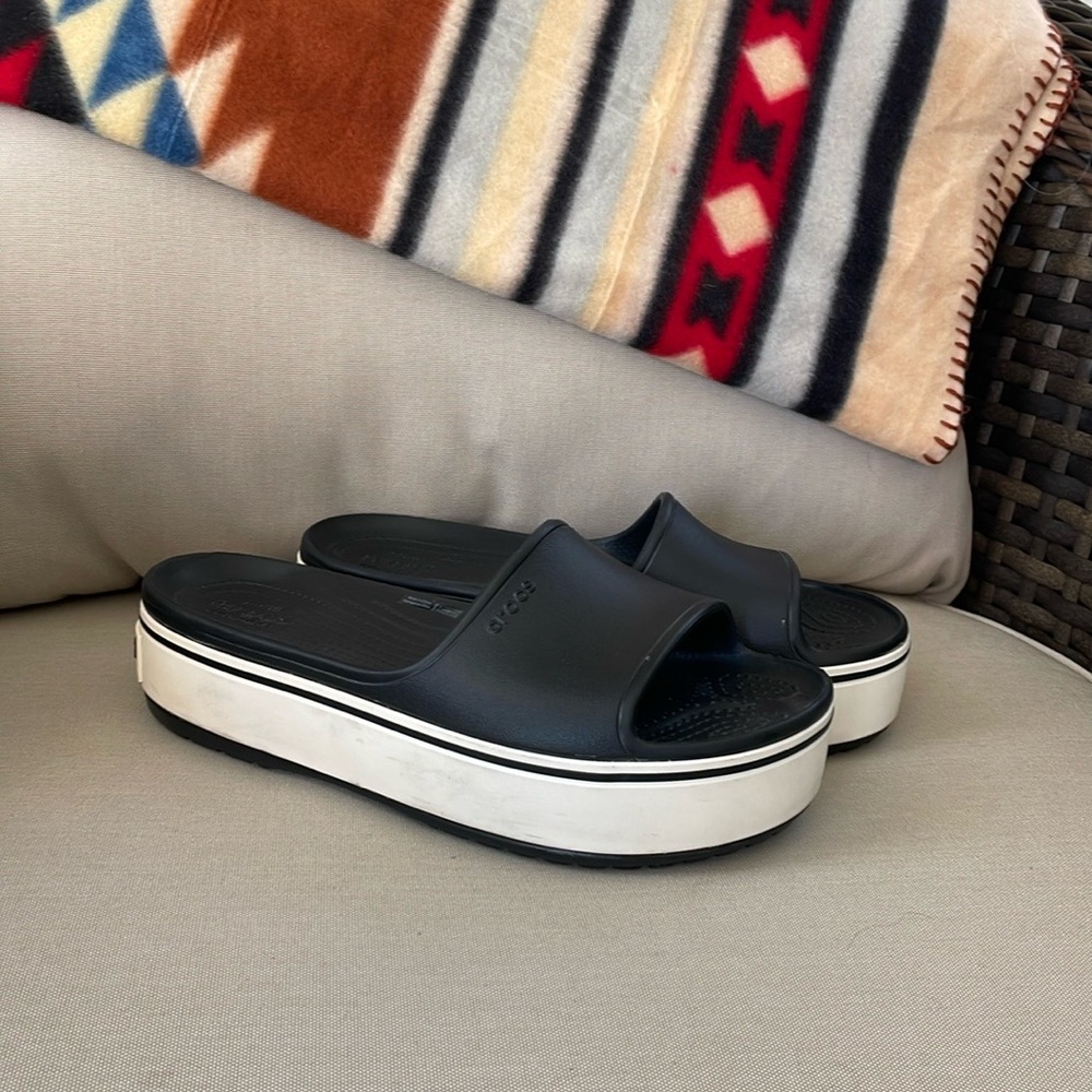 Platform Crocs Slides - Picture 2 of 8